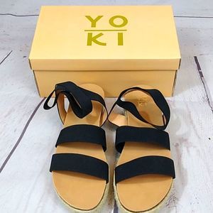 YO KI Sandals. NWT